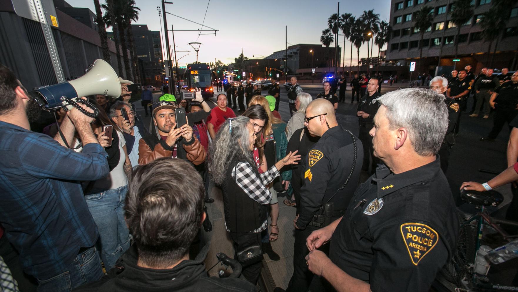 Political Notebook: When protesters fight police, Trump wins